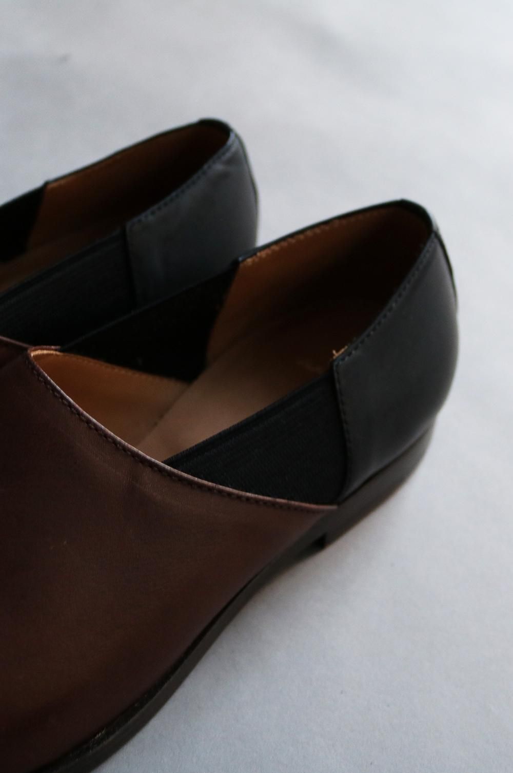 Leather slip on (WOMEN)