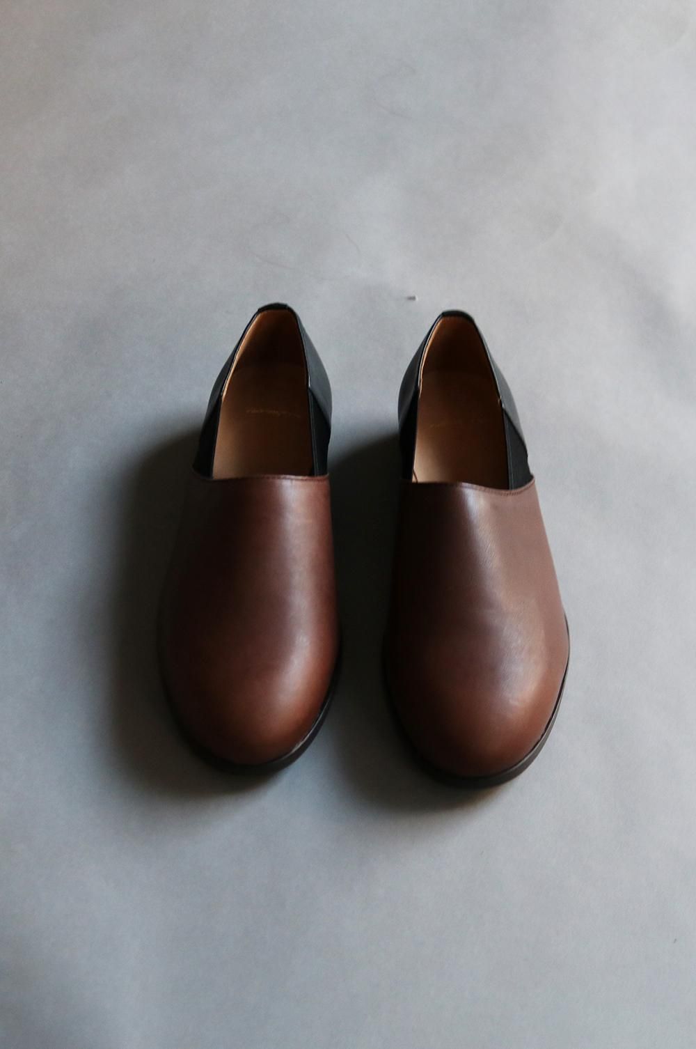 Leather slip on (WOMEN)