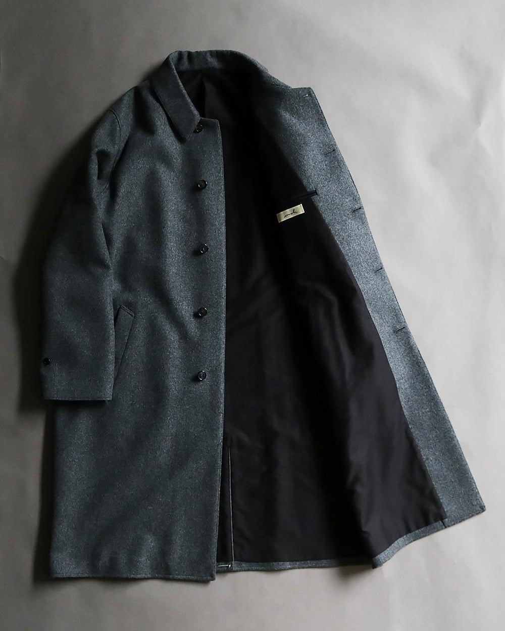 Wool cashmere soutien collar coat