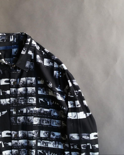 Graphic gather shirt <Film>
