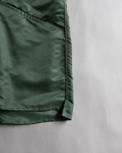 【LIMITED】Nylon gimmicking hooded vest