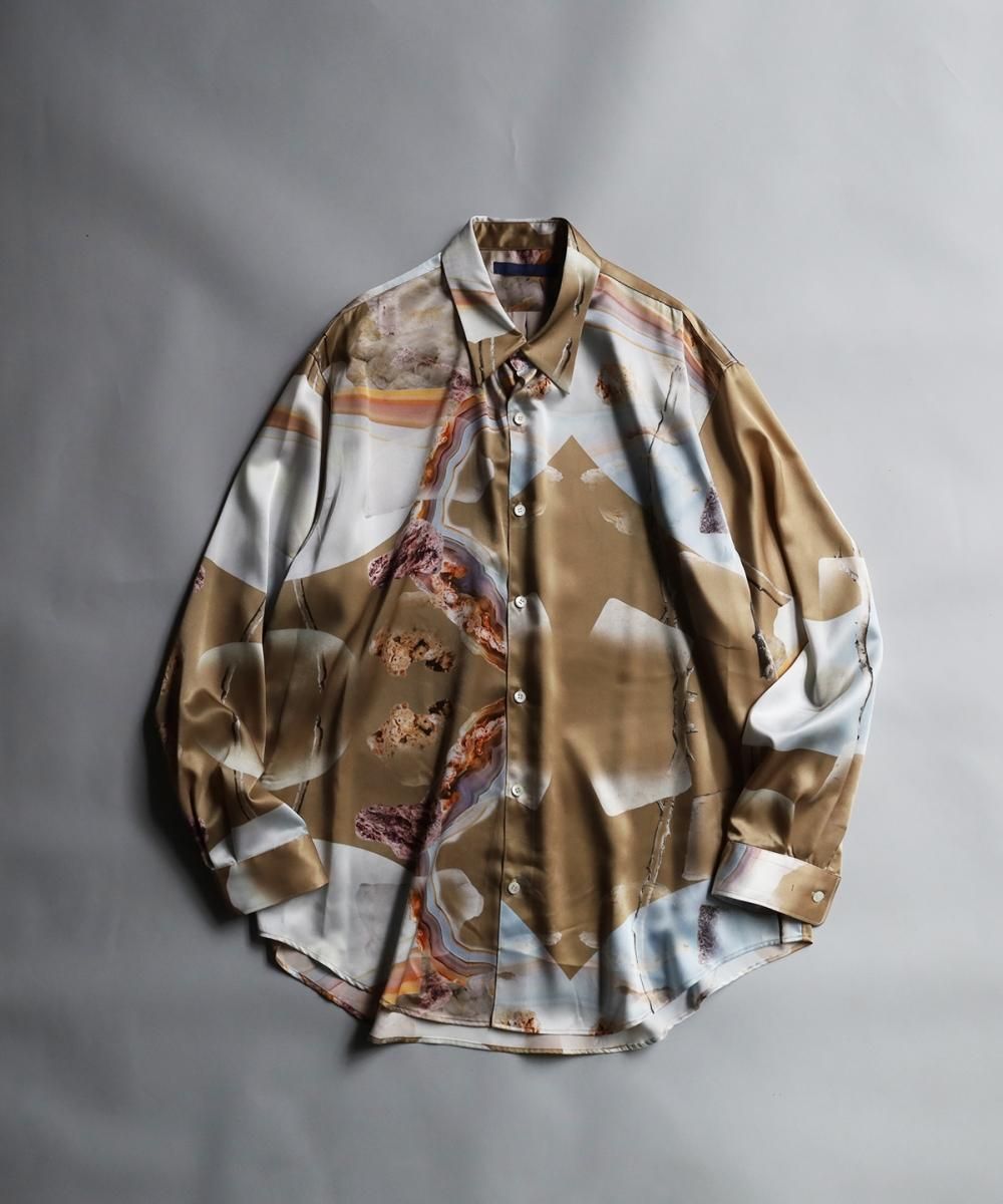 "MOTTY" Graphic Shirt - BEIGE