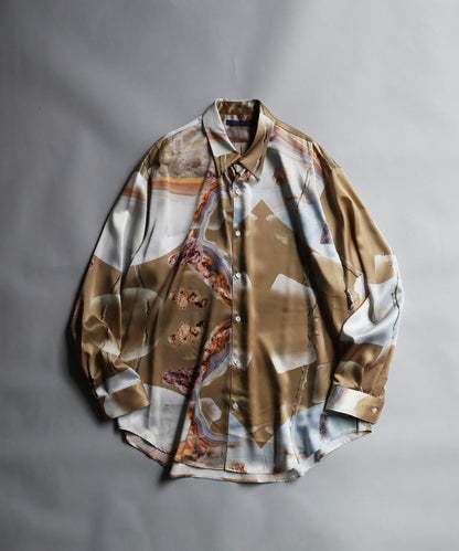 "MOTTY" Graphic Shirt - BEIGE
