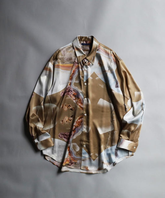 "MOTTY" Graphic Shirt - BEIGE