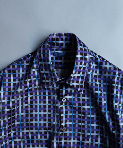 "Check" Graphic Shirt - GREY