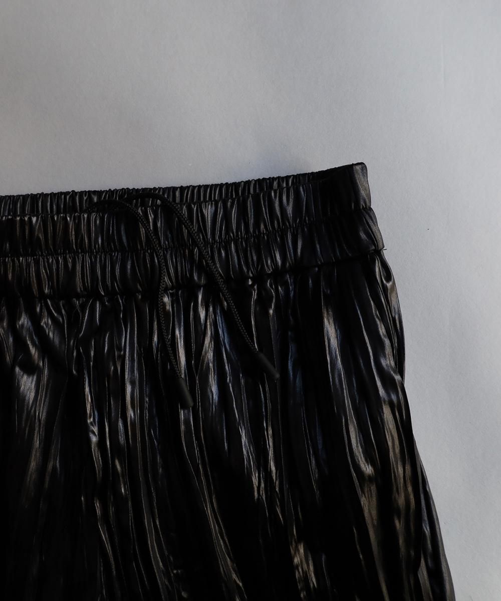 Pleats Pin Tuck Easy Trouser - BLACK