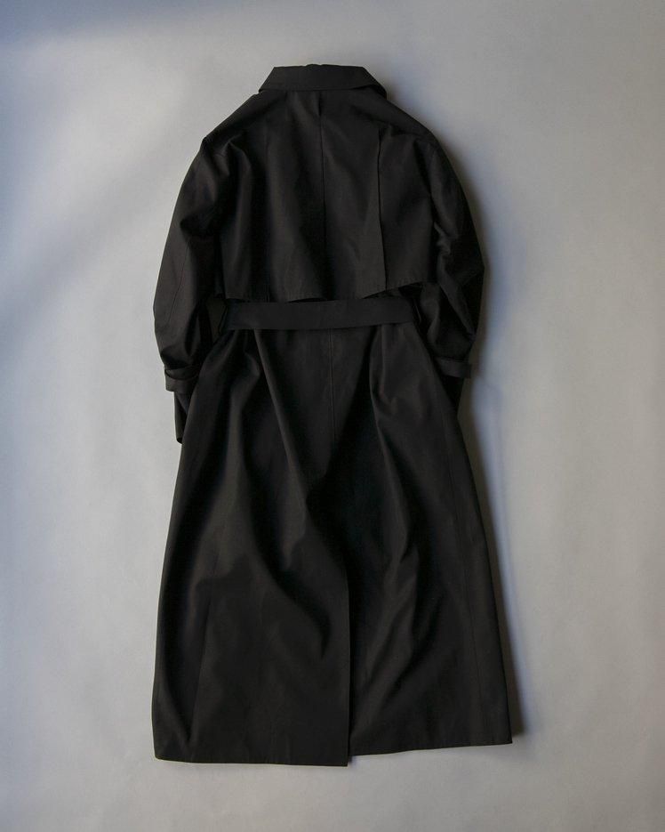 Pleats Yoke Coat